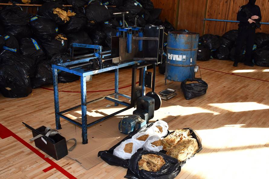 Požeška policija oduzela preko dvije tona duhana i 43.000 €!  A to im nije ni najveća zapljena
