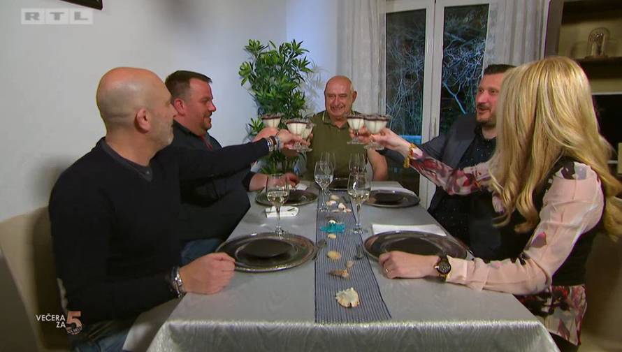 Zoran u 'Večeri za 5 na selu' od gostiju dobio visoke ocjene, Jerko za stolom 'ukrao' show