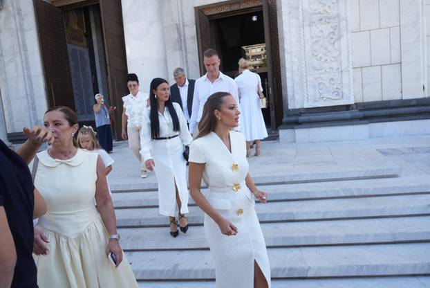 Beograd: Aleksandra Prijović i Filip Živojinović krstili kćer na dan kad  se rodila 