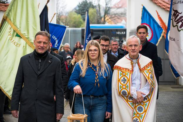 U Zagreb stiglo betlehemsko svjetlo mira