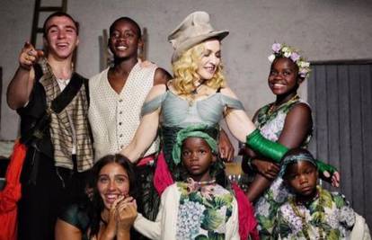 Partijanje u Italiji: Madonna danima slavi svoj 59. rođendan