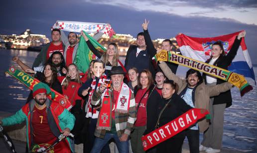 FOTO Navijačka ludnica! Hrvati i Portugalci zajedno na Rivi...