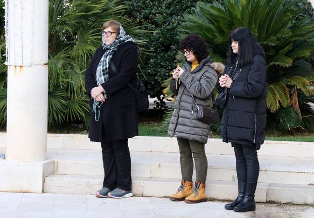 Šibenik: Muška molitva krunice