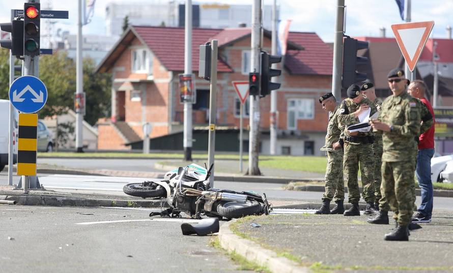 Policajac stradao dok se vraćao sa skupa za poginulog kolegu