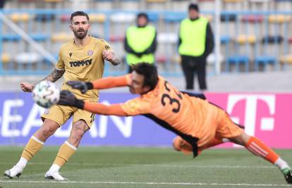 Santini: Ne treba bježati od istine, bio je penal za Hajduk