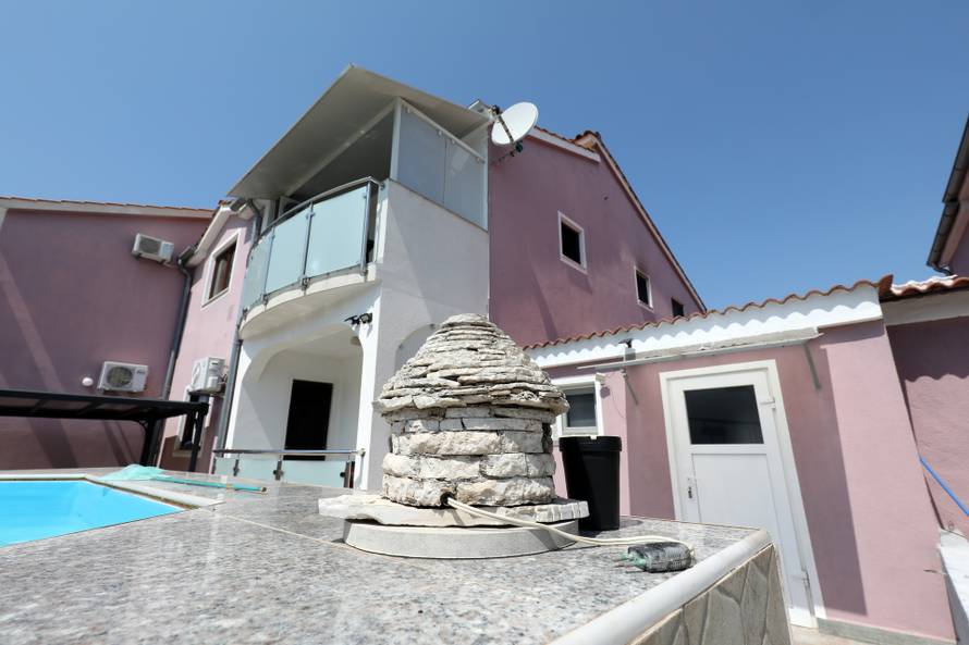 24sata Cancini: Kuća obitelji Kikić u kojoj je izgorio apartman