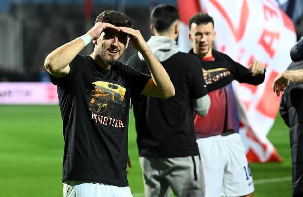 Slavlje nogometaša Hrvatske nakon pobjede nad Farskim otocima i plasmana na Svjetsko prvenstvo