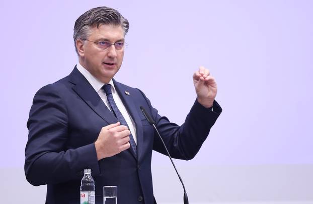 Zagreb: Sjednica trećeg saziva Savjeta Vlade za Hrvate izvan Republike Hrvatske