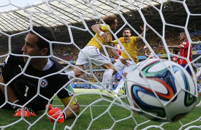 Brazil je u drami penala izbacio Čile u osmini finala Mundijala!