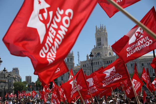 Protesters stage anti-NATO rally in Madrid