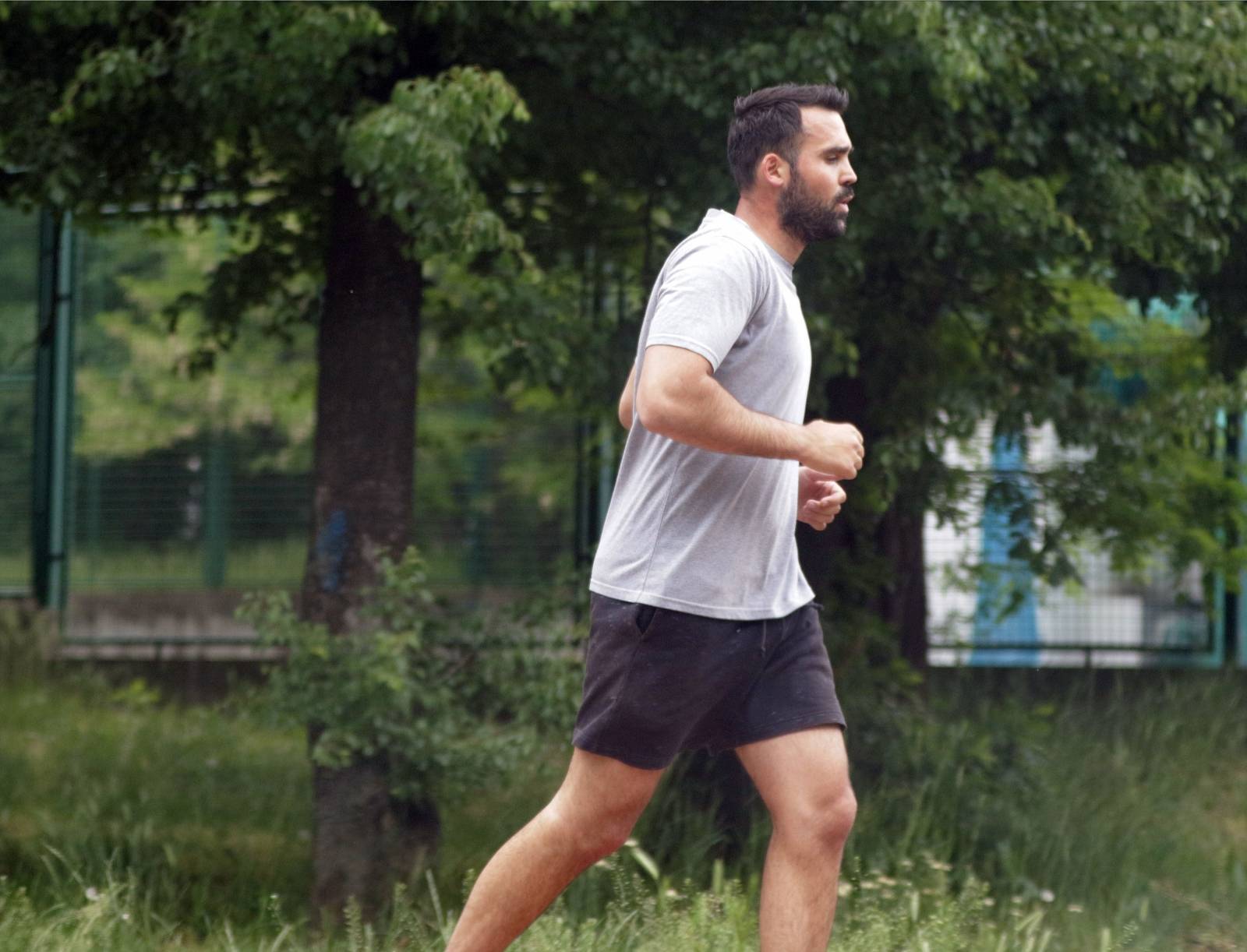 Beograd: Glumac Miodrag Radonjić trči na Košutnjaku