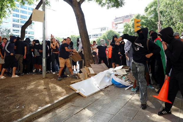 Spanish unions call a general strike in solidarity with Palestinians in Gaza, in Barcelona