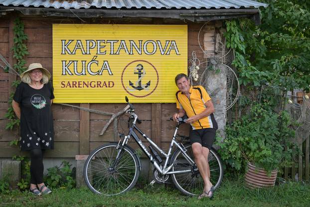 &Scaron;arengrad: Kapetanova ku&cacute;a vlasnice Dine Juri&ccaron;i&cacute; na obali Dunava