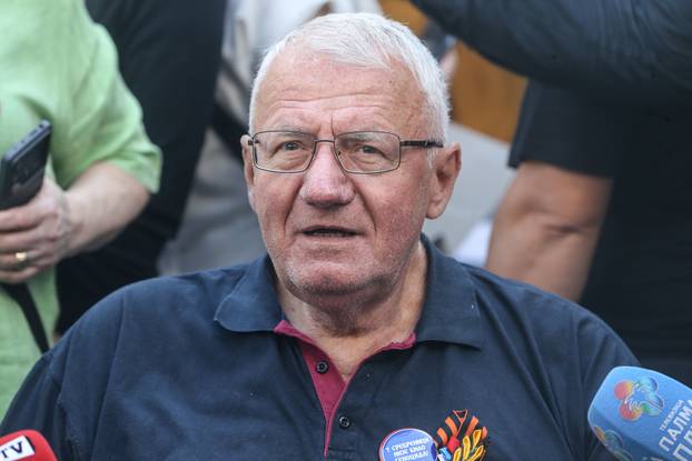 Beograd: Promocija drugog izdanja knjige Vojislava Šešelja "U Srebrenici nije bilo genocida"