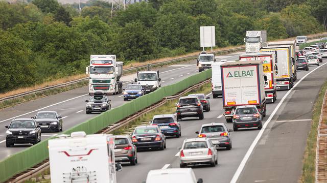 Zagreb: Gužva od 15 km na zaobilaznici u smjeru istoka