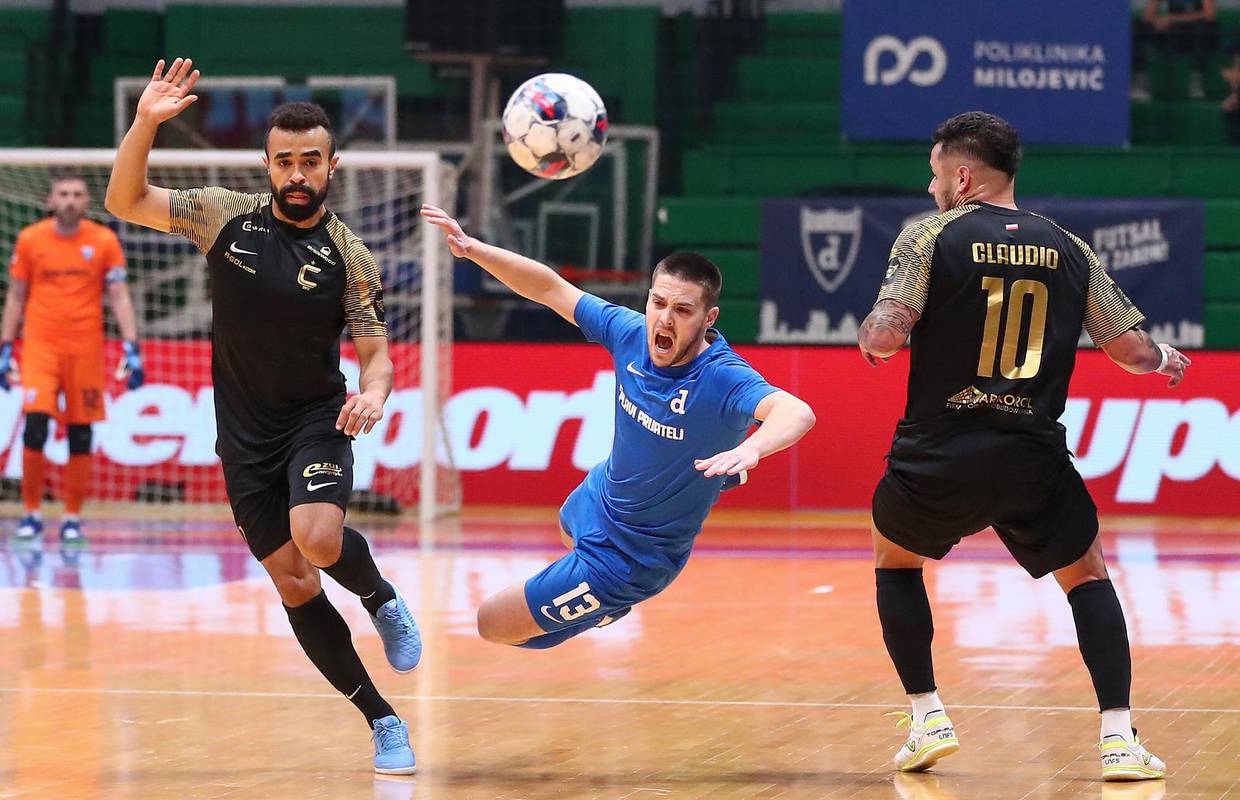 Kakva drama: Futsal Dinamo primio osam golova u prvom dijelu pa skoro osvojio bod!