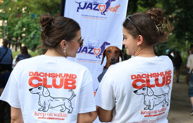 Zagreb: Međunarodni festival pasa jazavčara JAZOfest