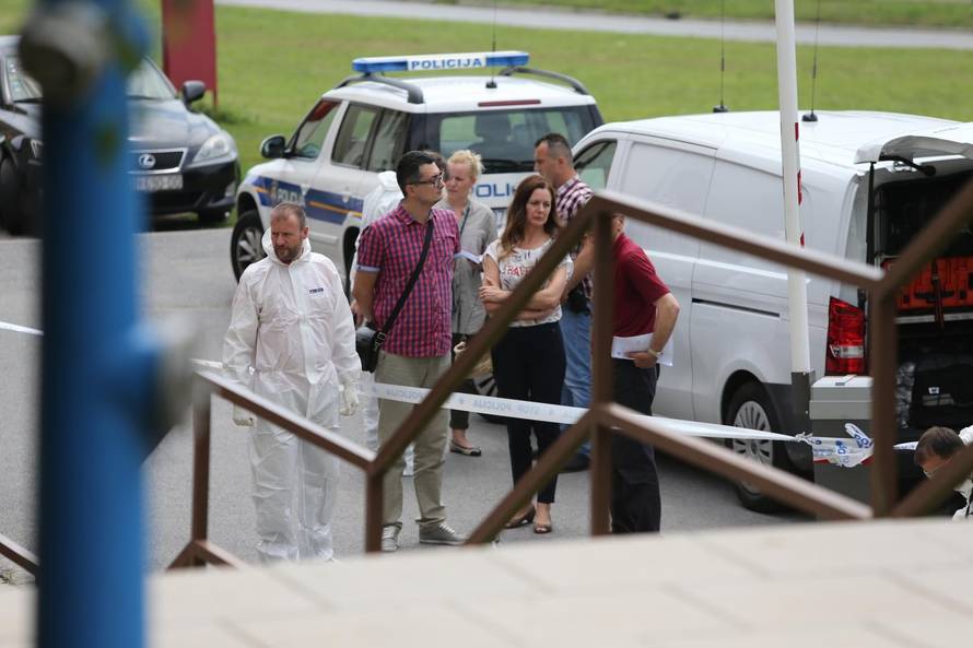 Ubojica iz Đakova i dalje bježi: Policija opkolila njegovu kuću