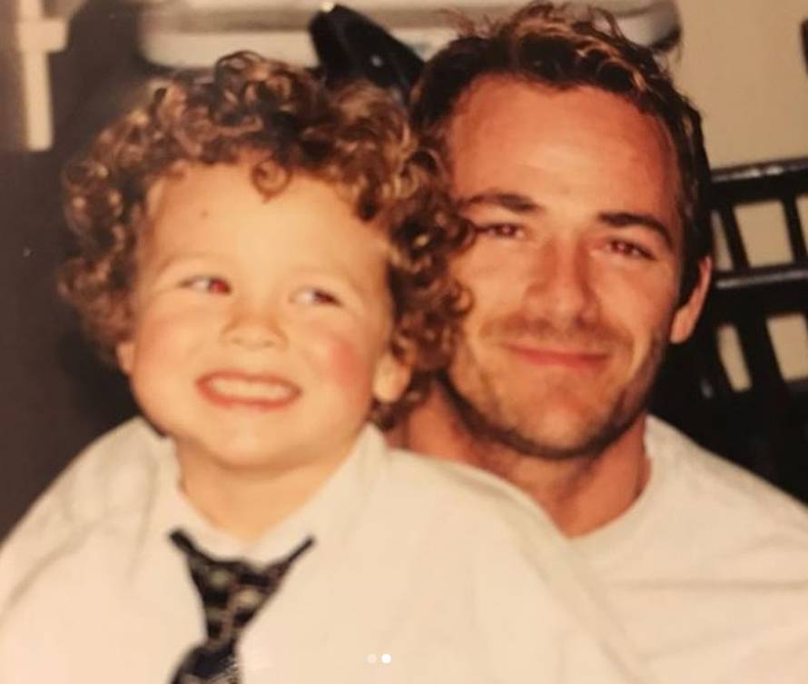 Popravljao cipele, agenti su ga odbijali, oženio obožavateljicu