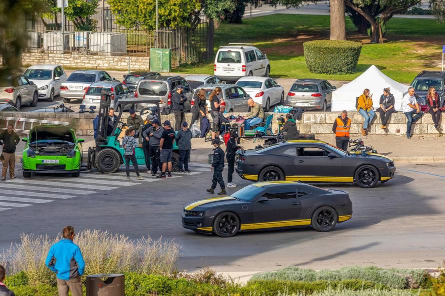 Pula: Eksplozija automobila ispred Arene, tijekom snimanja kriminalističke serije