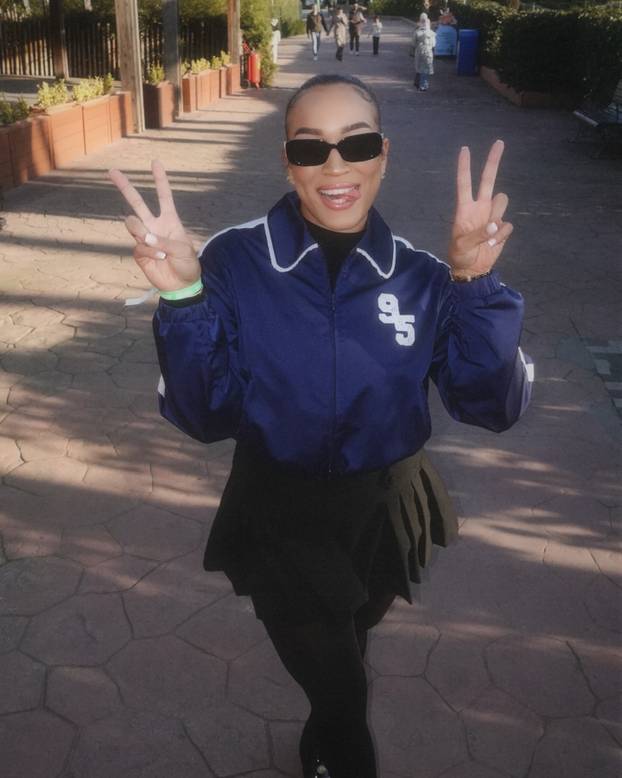 Zvijezda Galatasaraya kaže da mu izgled nije bitan. Pogledajte kako izgleda njegova djevojka