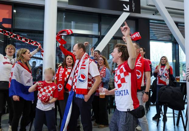 FOTO Danci navijali protiv nas, Matej Mandić ih je ušutkao sa stilom! Pogledajte atmosferu