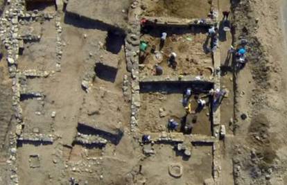 Šopingirali i prije 2700 godina: Grci imali svoj trgovački centar