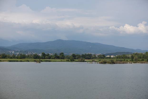 Zagreb: Šoderice Blato omiljeno su okupljalište lokalnih ribiča