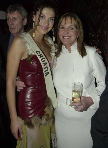 ARHIVA - Miss Hrvatske Rajna Raguž uživala je na zabavi nakon izbora u ugodnom društvu