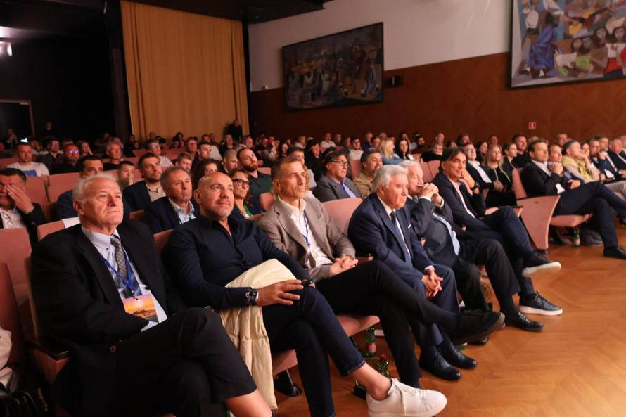 Simposar 2026.: Nagrada za životno djelo Bebiću, priznanja i Daliću, Rakitiću, Bišćanu, HNS-u
