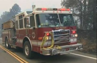 Izvanredno stanje u Kaliforniji: Vatru gasi 8500 vatrogasaca