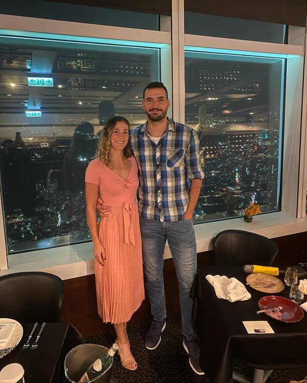 FOTO Zadarska tenisačica i bivši košarkaš Cibone objavili zaruke