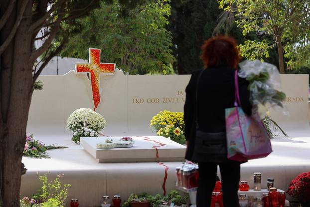 Split: Blagdan Svih svetih i Dušni dan na Lovrincu