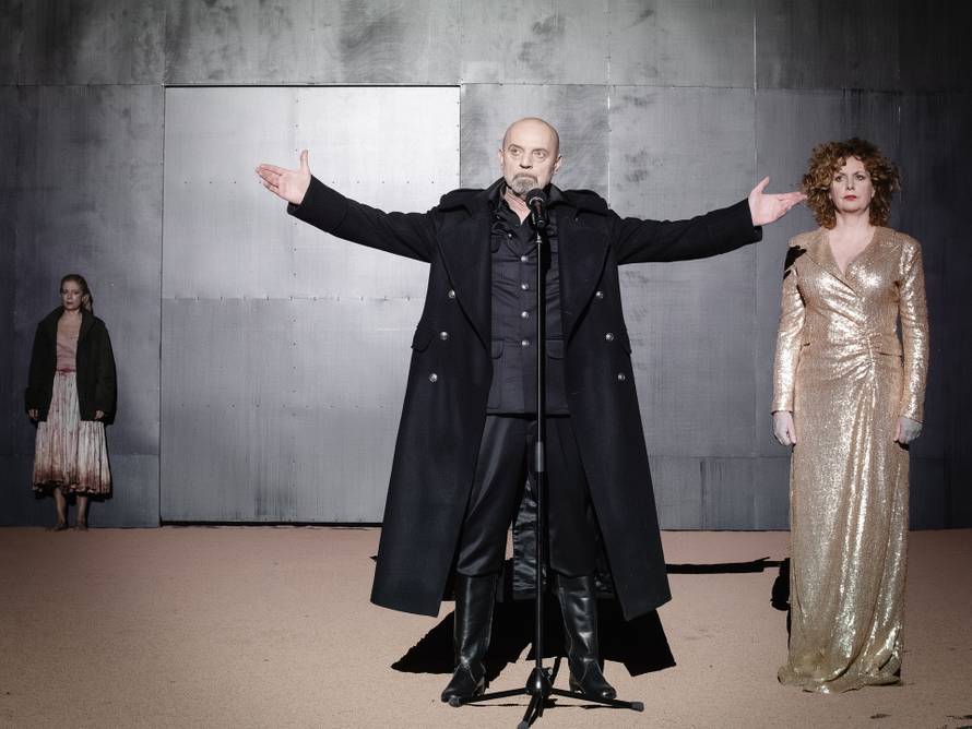 Nova predstava 'Trilogija o Agamemnonu 2.0' dobila ovacije mnogobrojne publike