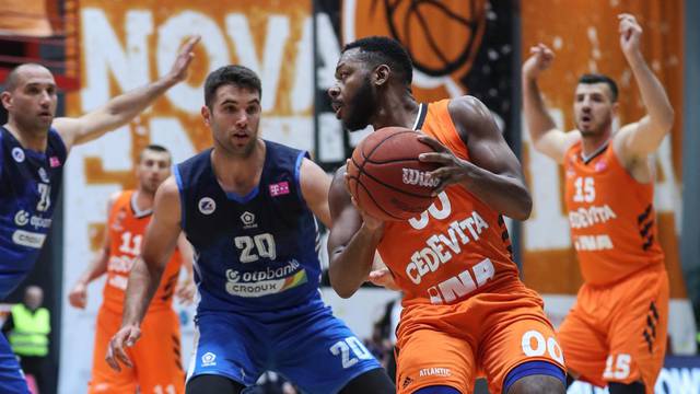 Zagreb: Äetvrta utakmica polufinala Prvenstva Hrvatske, KK Cedevita - KK Zadar