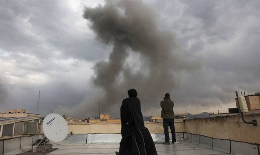 VIDEO Eksplozije i oblaci crnog dima u Teheranu. Izrael: Na&scaron;e zra&ccaron;ne snage pokrenule napade