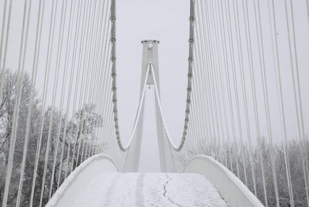Snježni pokrivač je zabijelio je Osijek