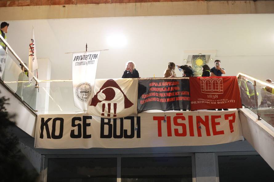 Beograd: Studeti nastavlju s blokadom RTS-a 