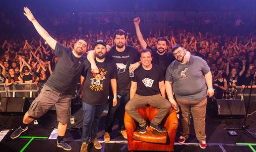 Ma&scaron;inko objavio live album "Proslava proslava proslava"