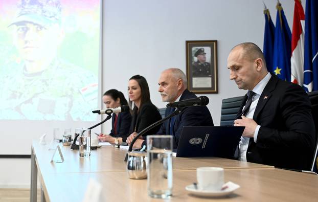 Zagreb: Ministar Anu&scaron;i&cacute; najavio po&ccaron;etak temeljnog vojnog osposobljavanja
