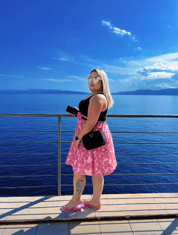 FOTO Martina iz 'Ljubav je na selu' izgleda potpuno drugačije sad! Objavila i fotke u bikiniju