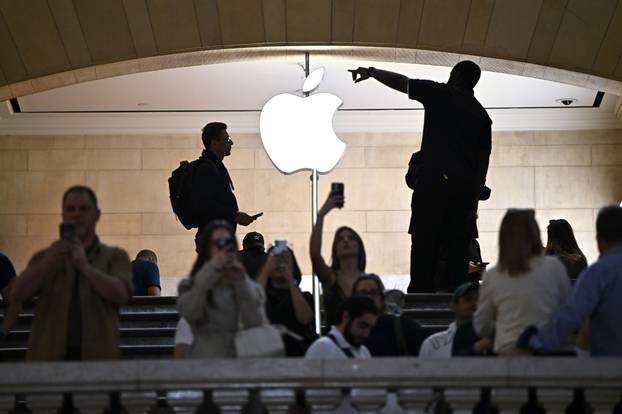 NY: Apple Inc. Turns 50