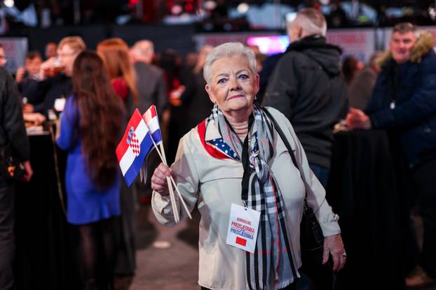 Zagreb: Izborni stožer Zorana Milanovića u Tvornici kulture