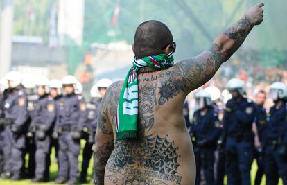 Nacistički pozdrav na stadionu u Austriji - 18 mjeseci zatvora