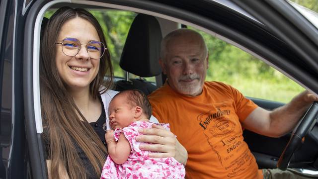 Buzet: Ana Jurada rodila je u automobilu