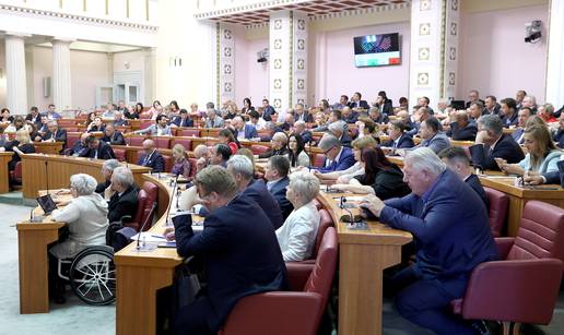 U Saboru rasprava o izmjenama Ustava: 'HDZ strahuje od naroda i želi ubiti referendum'