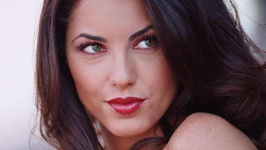 Rubi: Počela sam konobariti sa 14, samo da postanem glumica