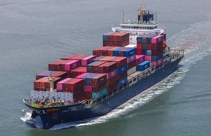 Nadoknada troškova: Veliki bi trgovci zbog Trumpovih carina mogli podići cijene u svijetu