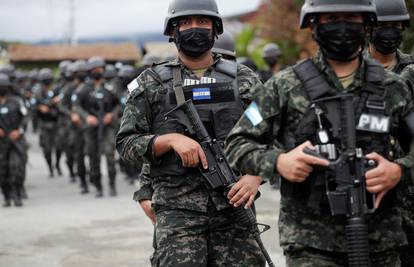 Honduras suspendira ustavna prava u borbama protiv bandi