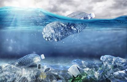 Mikroplastika je posvuda: Ne samo u oceanima, već i u zraku koji udišemo, našim organima...